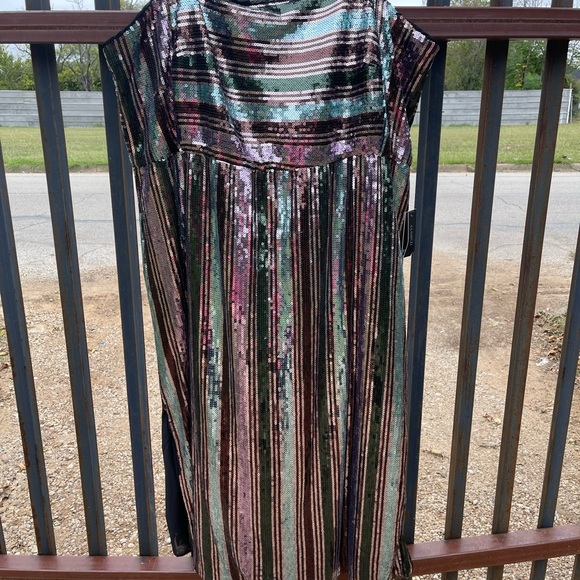 Eloquii Dresses & Skirts - Eloquii sequin dress